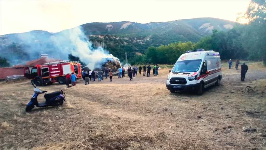 “Amasya’da Büyük Yangın: Binlerce Balya Saman Kül Oldu”