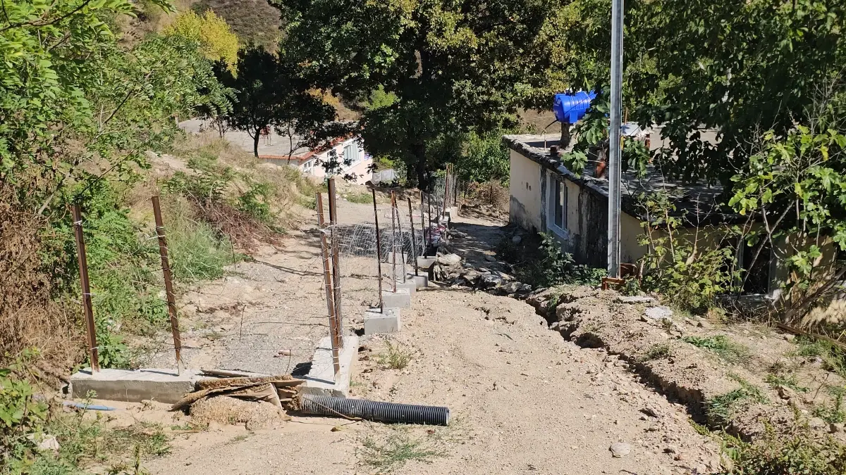 Zonguldak’ta 73 Yaşlı Kadının Yol Mücadelesi