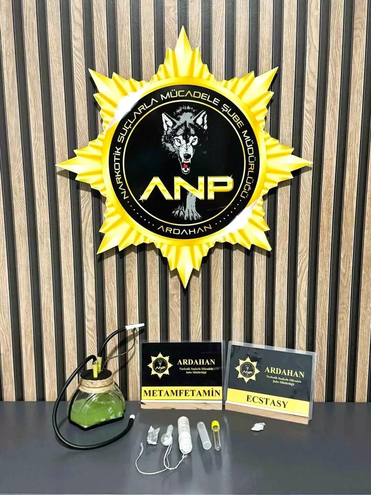 Uyuşturucu Operasyonunda 3 Kişi Tutuklandı