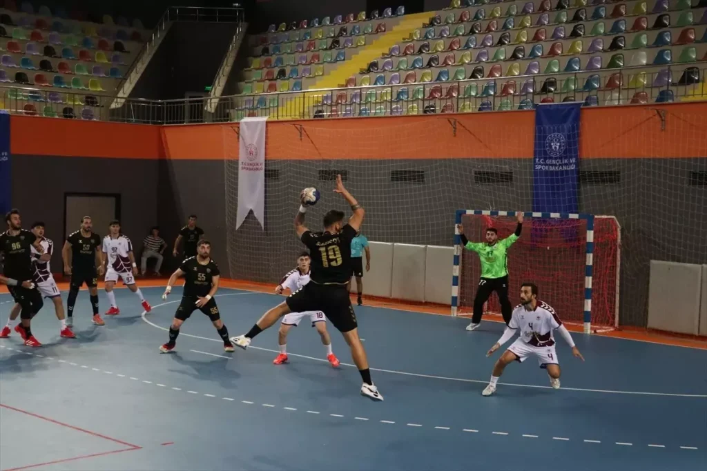 Trabzon Büyükşehir Belediyespor Hentbol’da Üstüne Yok