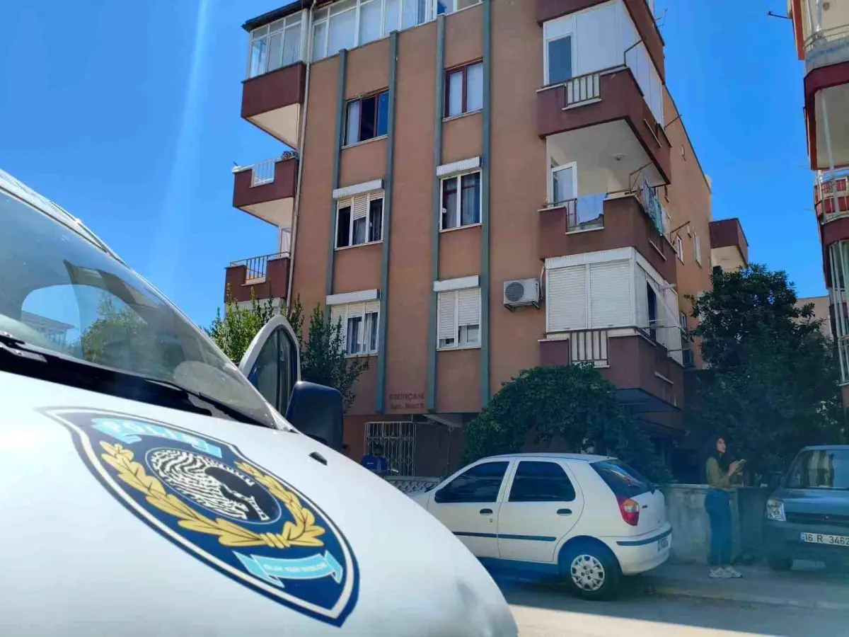 Akli Dengesiz Kişi, Ölü Babasıyla 3 Gün Yaşadı