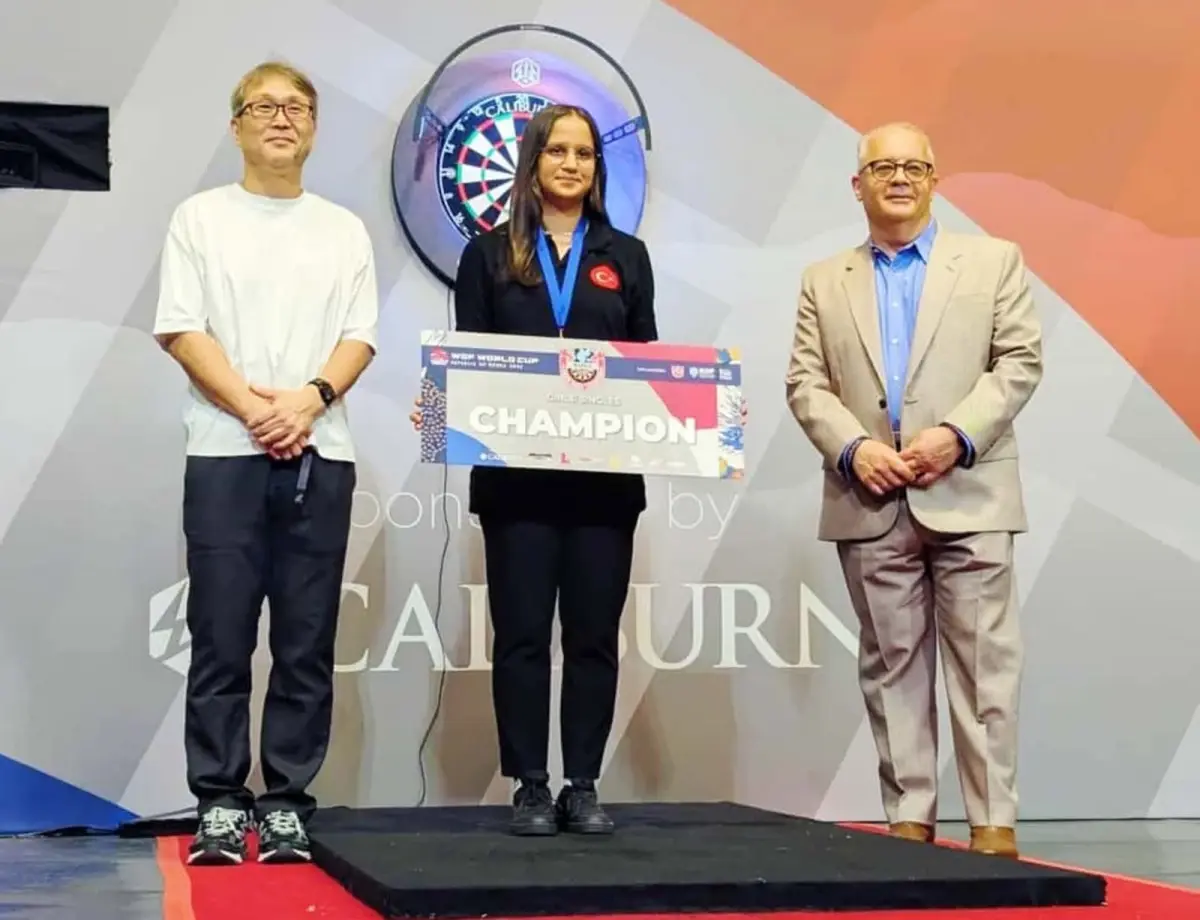 Dart Dünya Şampiyonası’nda Ayşegül Karagöz Tarihi Başarı