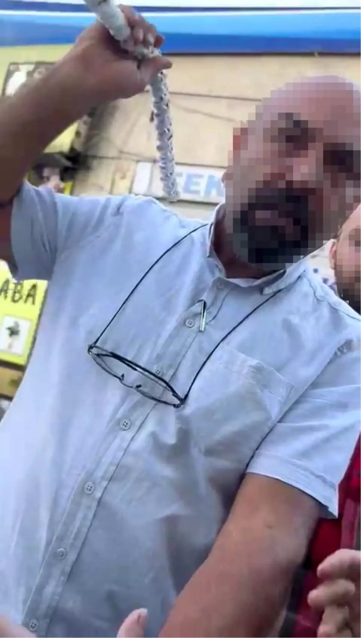 İstanbul’da Yol Verme Tartışması Silaha Dönüştü