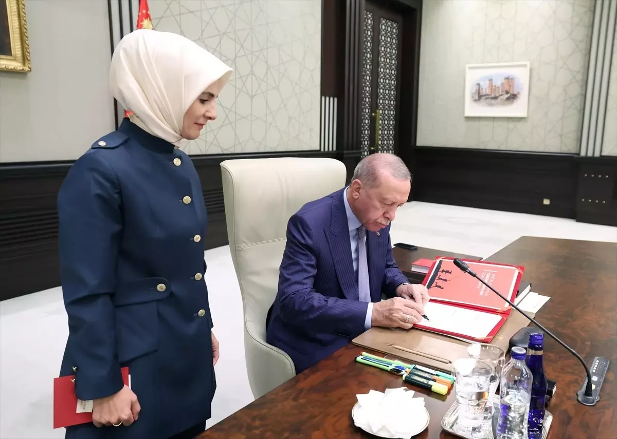 Çocuk Hakları Dijital Dünyada Güvence Altına Alınıyor