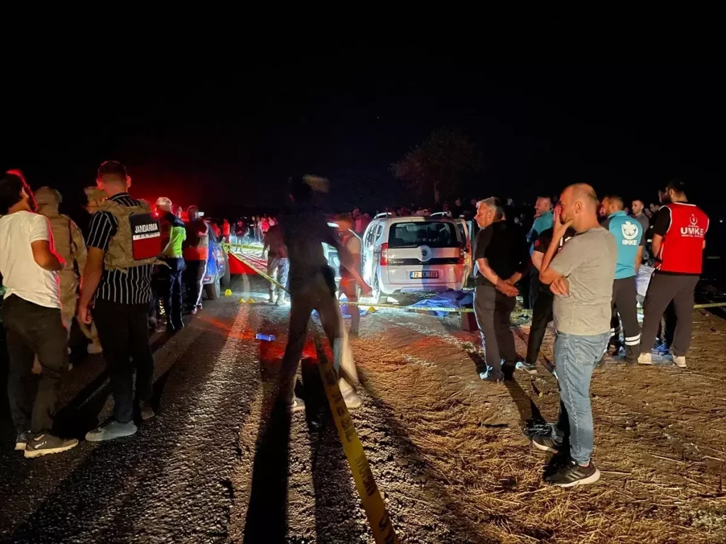 Aile Silahlı Saldırıda Hayatını Kaybetti