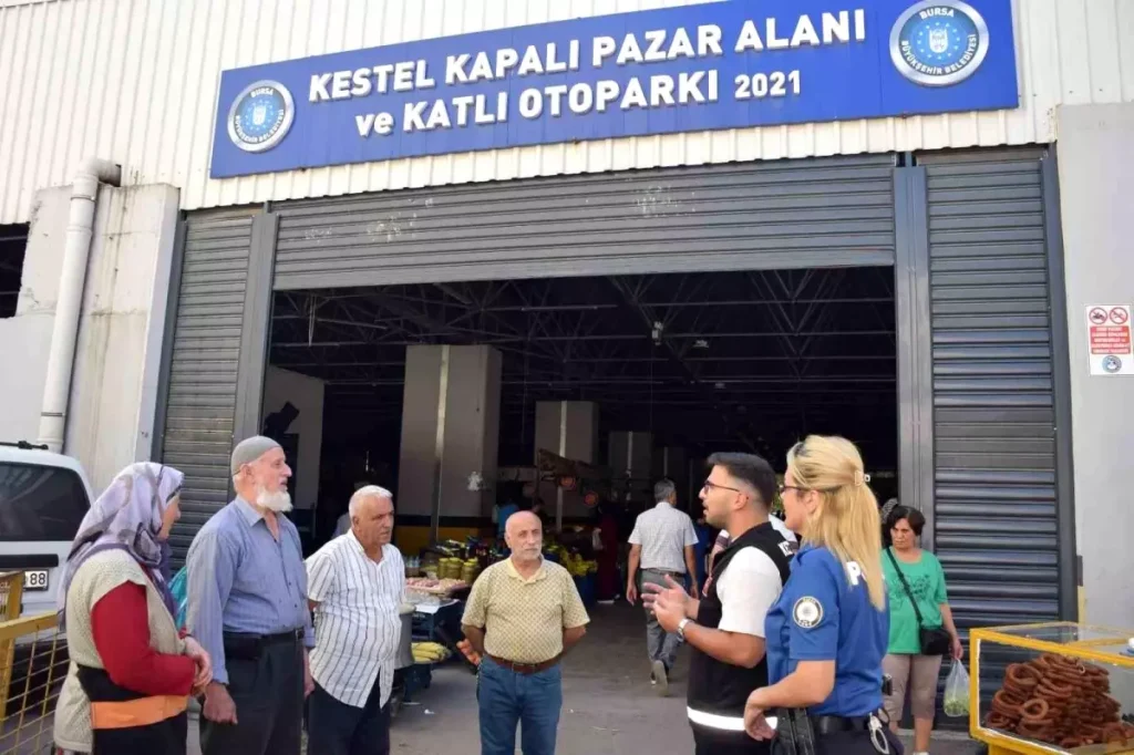 Bursa’da Polis Dolandırıcılara Karşı Vatandaşları Uyardı