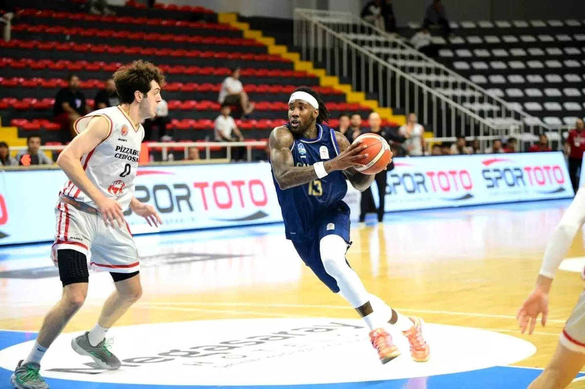 Çayırova Belediyesi Deplasmanda Galip Geldi