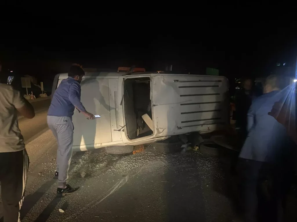 Laçin’de Korkunç Kaza: 2 Kişi Yaralandı