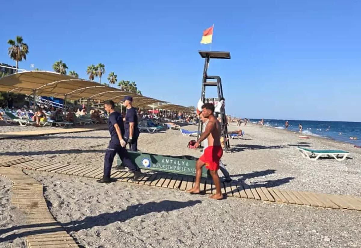 Deniz Paraşütü Kazası: Rus Kadın Hayatını Kaybetti