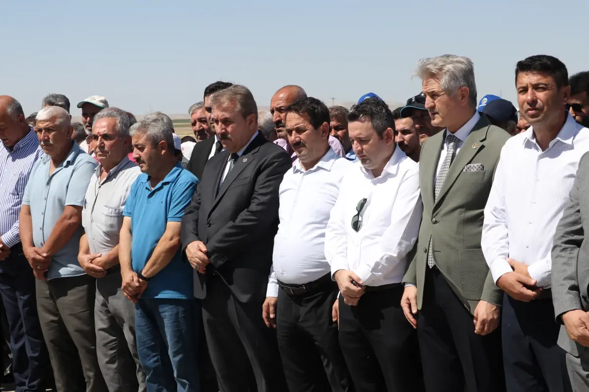 BBP Lideri Destici, Eskişehir’de Cenazeye Katıldı