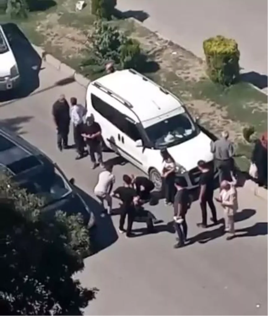 Elazığ’da Aracın Çarptığı Yaya Ağır Yaralandı