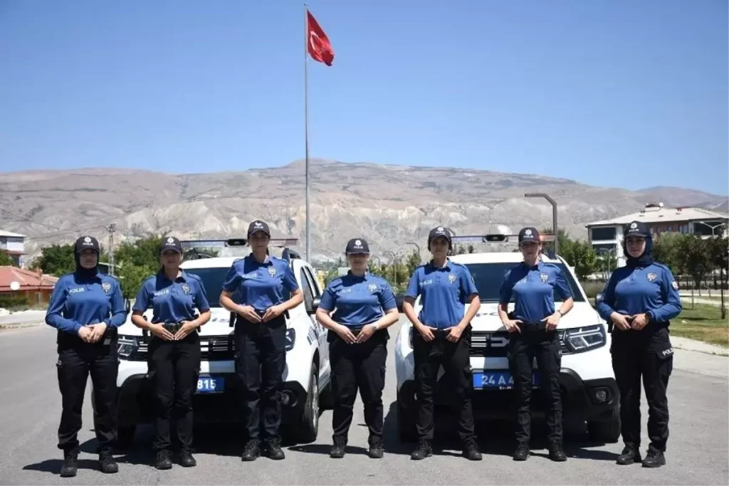 Erzincan’da Kadın Polislerin Özverili Çalışmaları