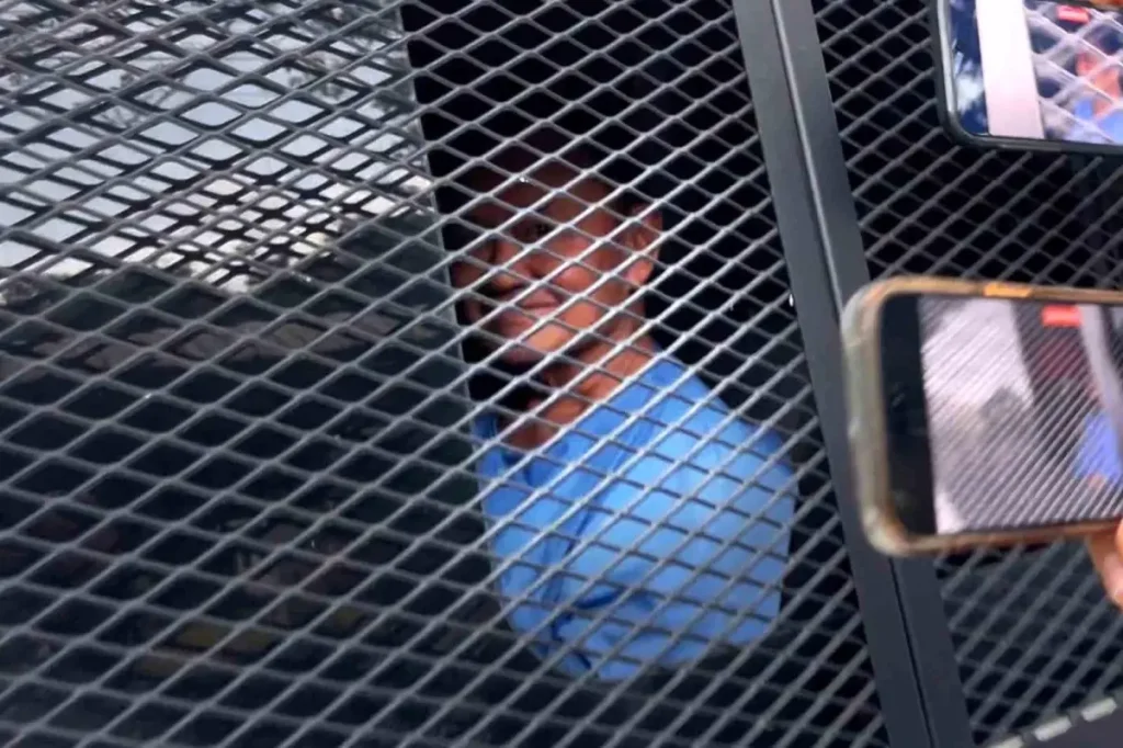 Tayland Eski Başbakanı Thaksin Shinawatra’ya 1 Yıl Hapis