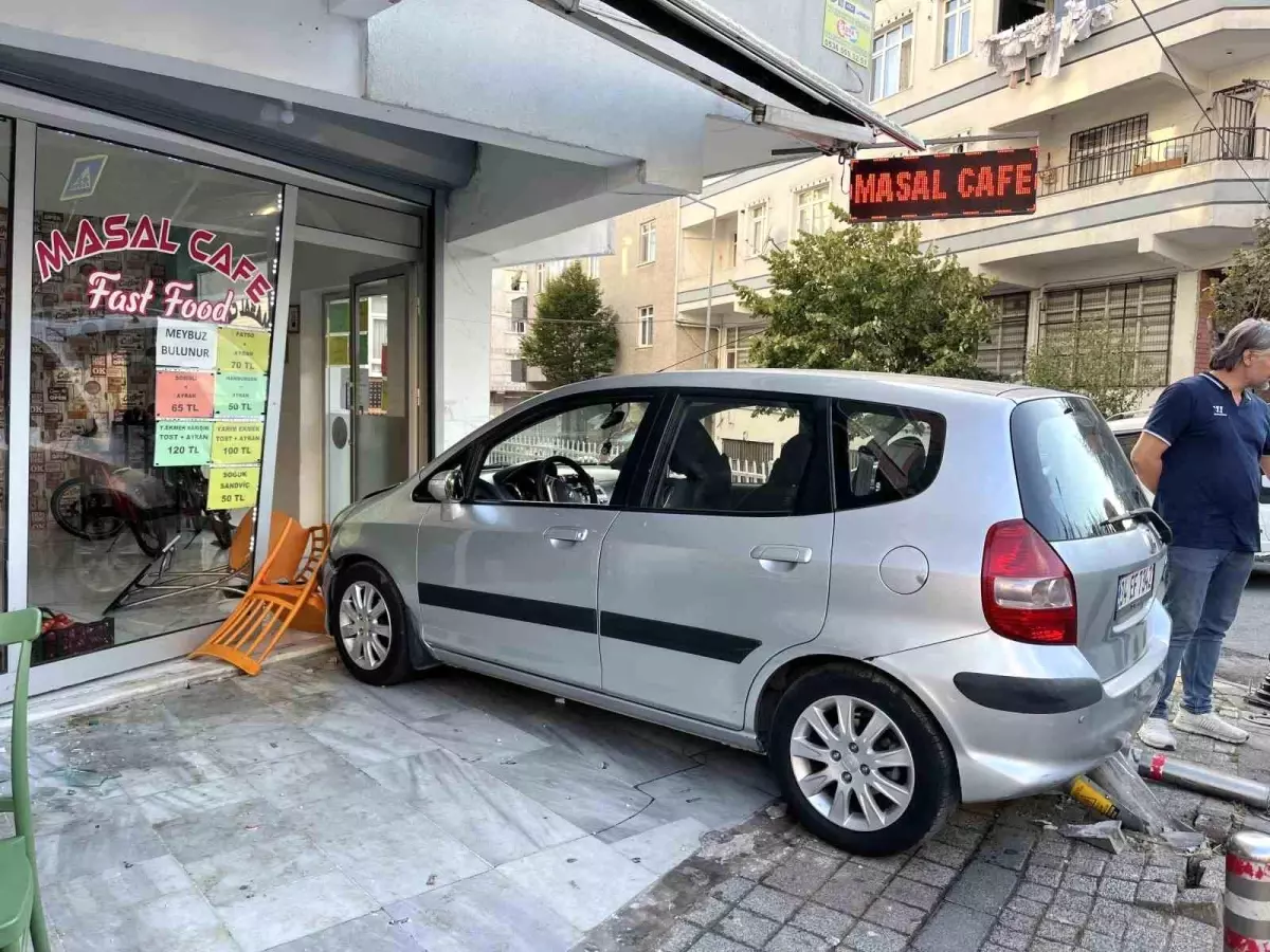 Trafik Kazası: Fren Yerine Gaza Basınca Kaos Yaşandı