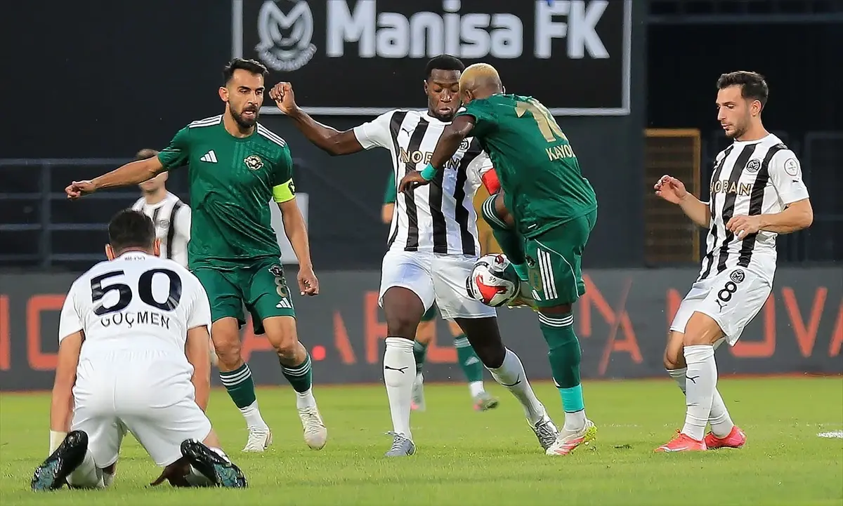 Manisa FK, Esenler Erokspor’a 4-3 mağlup oldu