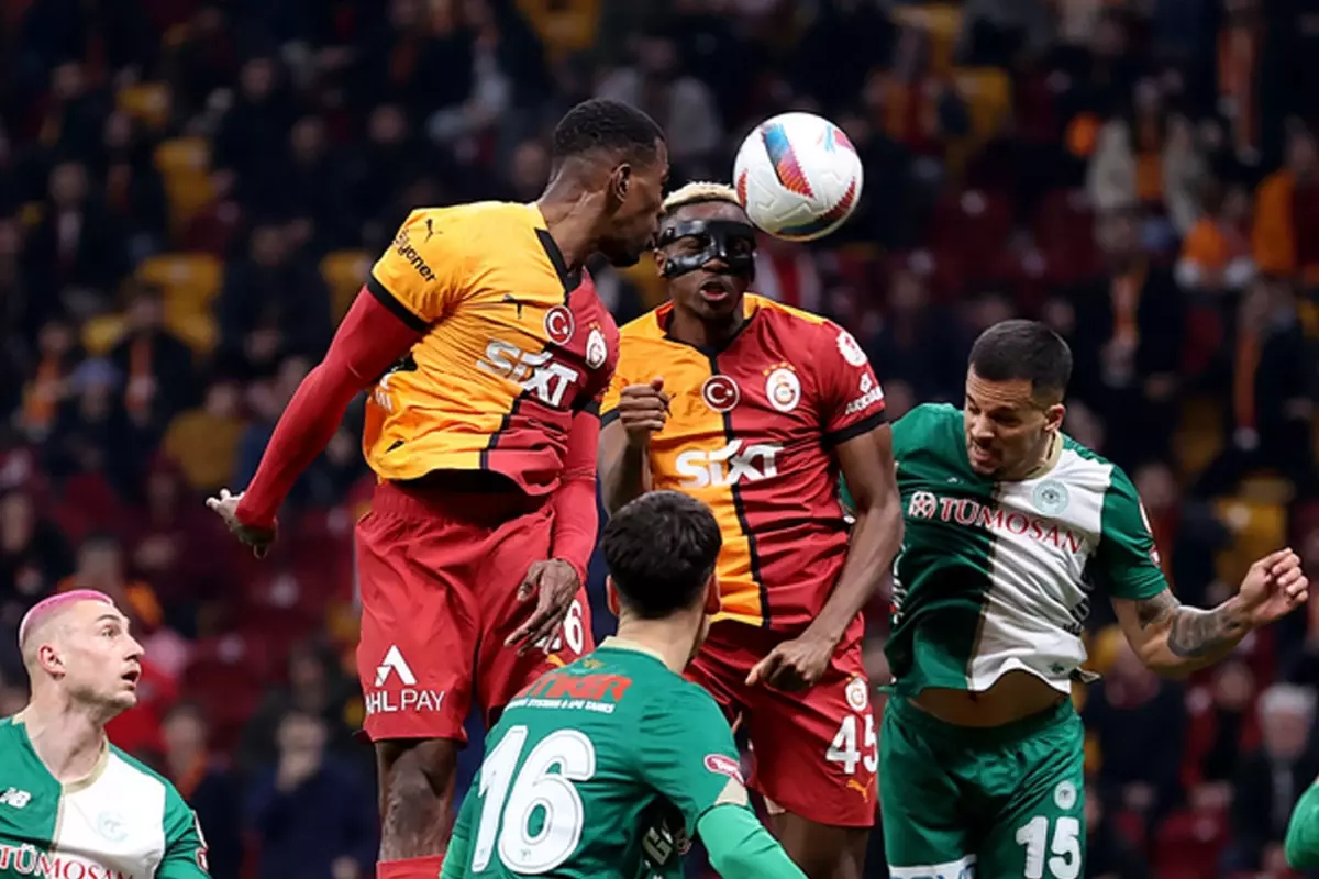 Galatasaray’ın Sorunlu Futbolcusu Carlos Cuesta Kiralık Gönderildi