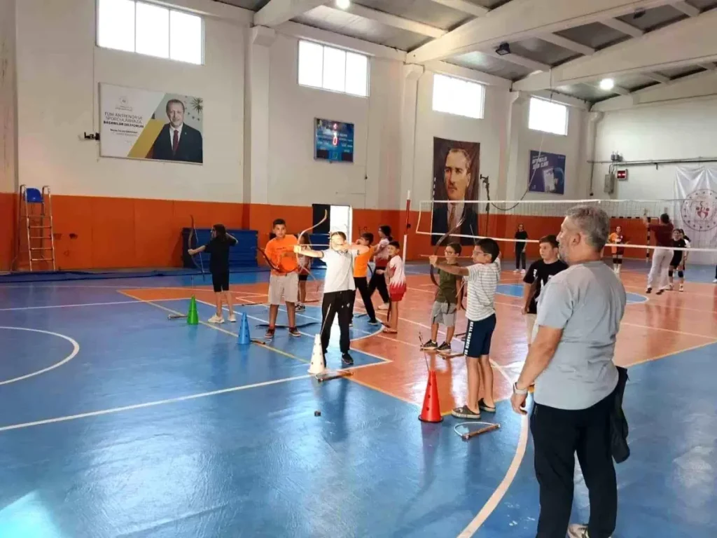 Geleneksel Türk Okçuluğu Gençler Arasında Canlanıyor