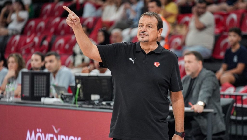 Ergin Ataman’dan FIBA’ya tepki: “Bu mantaliteyi anlamak çok zor”