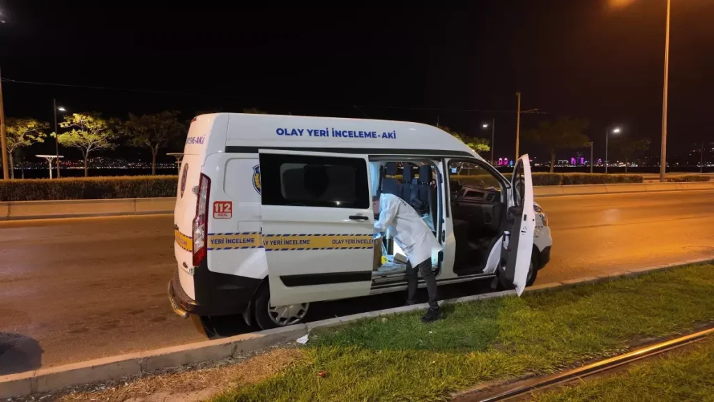 Göztepe Taraftarları Arasında Bıçaklı Kavga