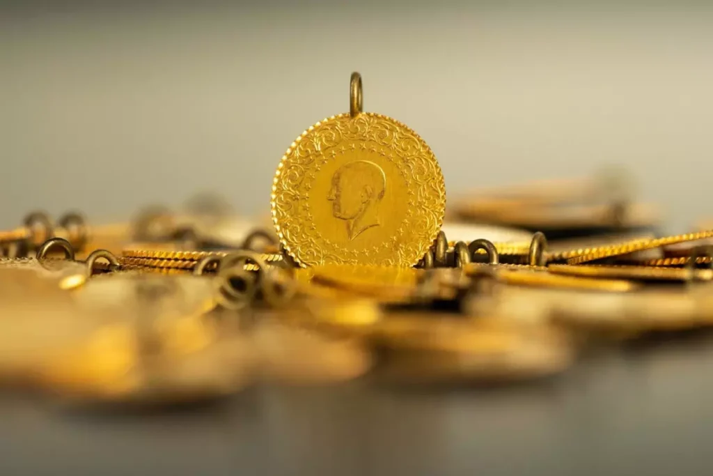 Altın Fiyatları Rekor Kırıyor: Yüzde 38’lik Artış