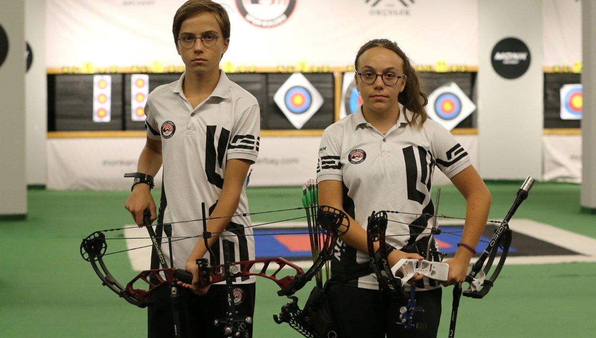 Çift yumurta ikizlerinin hedefi milli forma