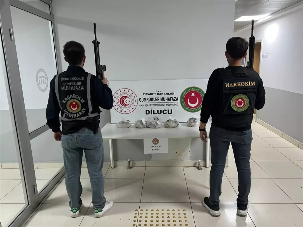 Iğdır’da İran’dan Gelen Tırda Büyük Miktarda Eroin Ele Geçirildi