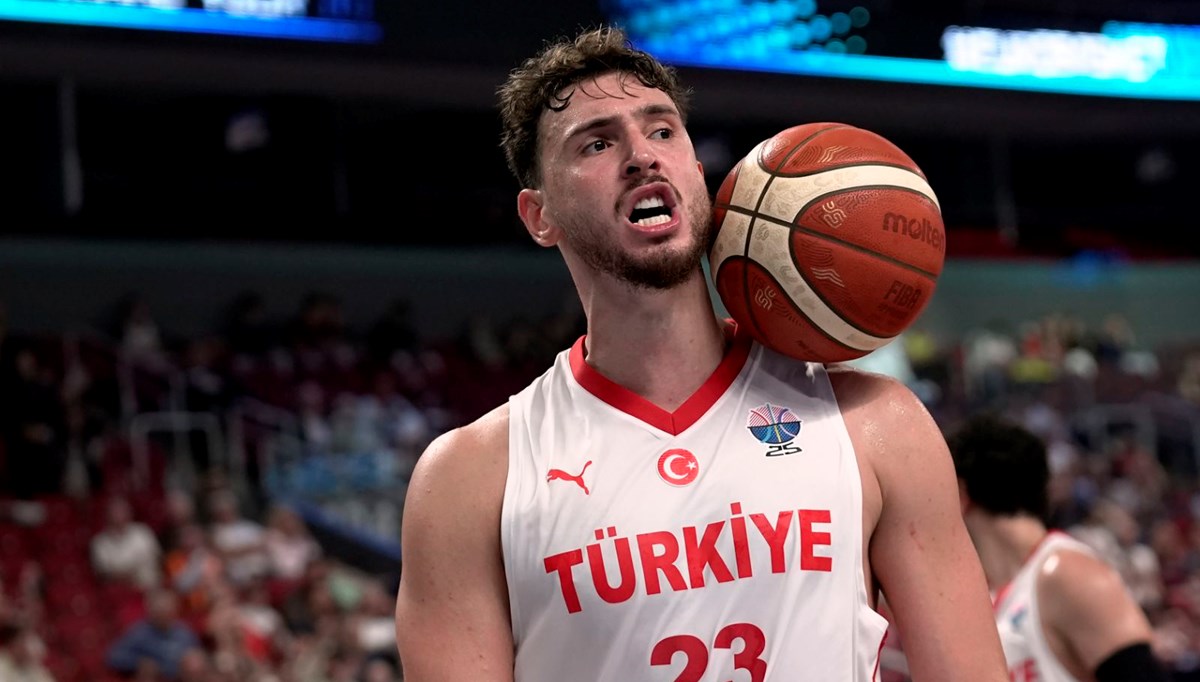 Alperen Şengün, turnuvayı sallıyor: “Bebek değil, baba”