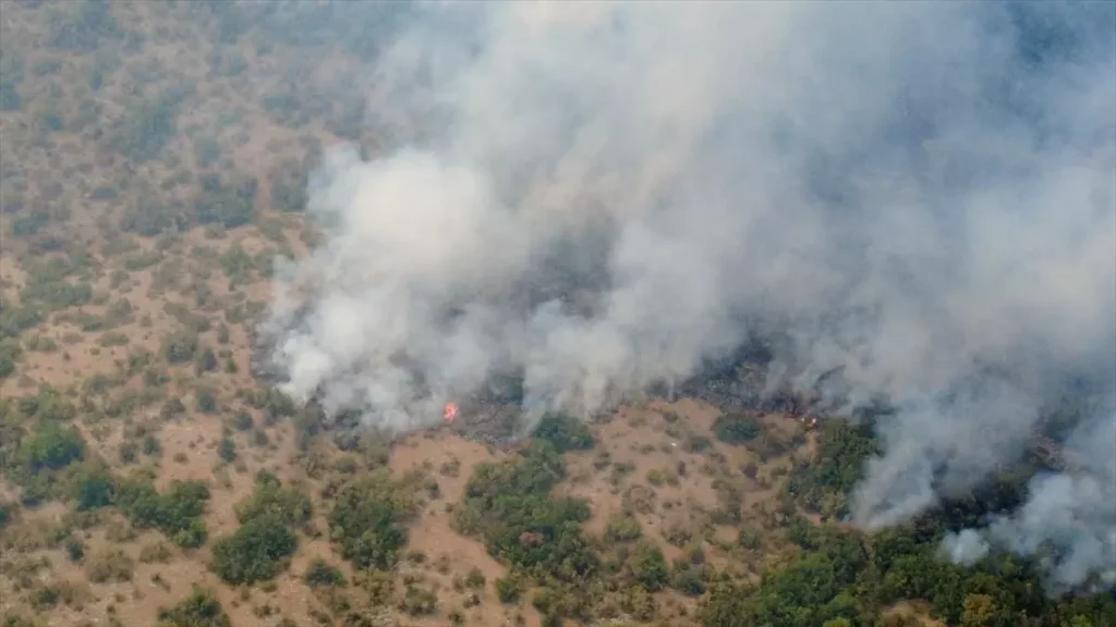 Karabük Orman Yangını Kontrol Altına Alınmaya Çalışılıyor