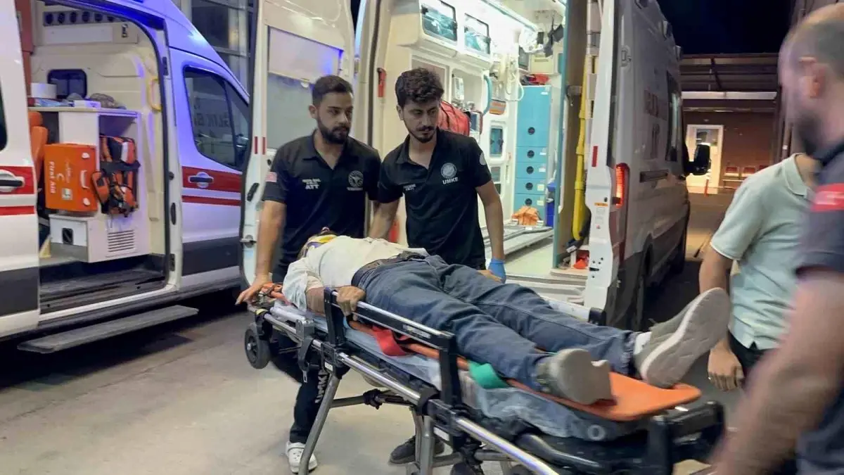 Kavgayı Ayırmak İsteyen Kişi Darp Edildi