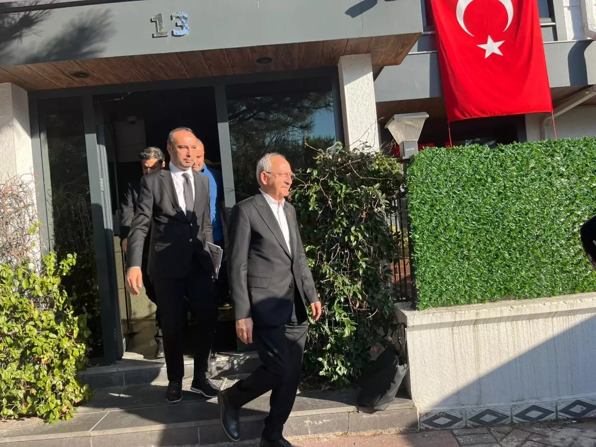 CHP Kurultay Davası Ertelendi: Kılıçdaroğlu Sessiz Kaldı