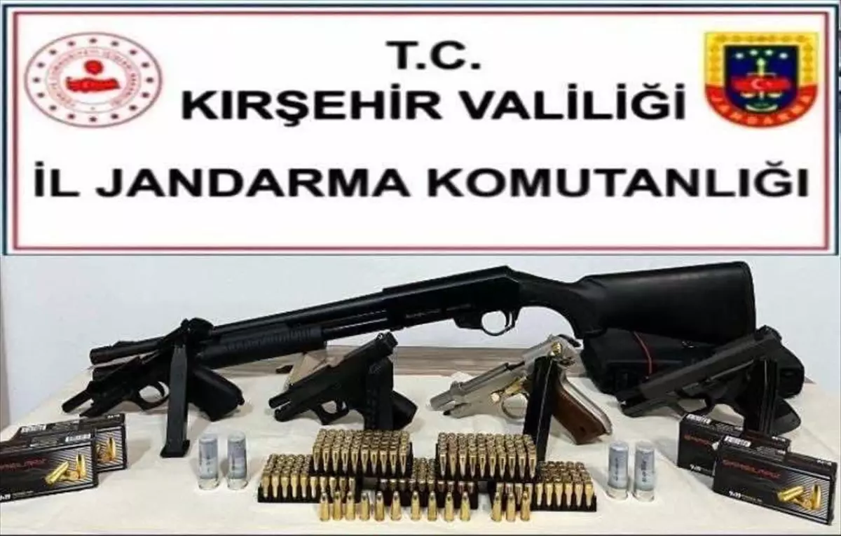 Ruhsatsız Silah Taşıyan 5 Şüpheli Yakalandı