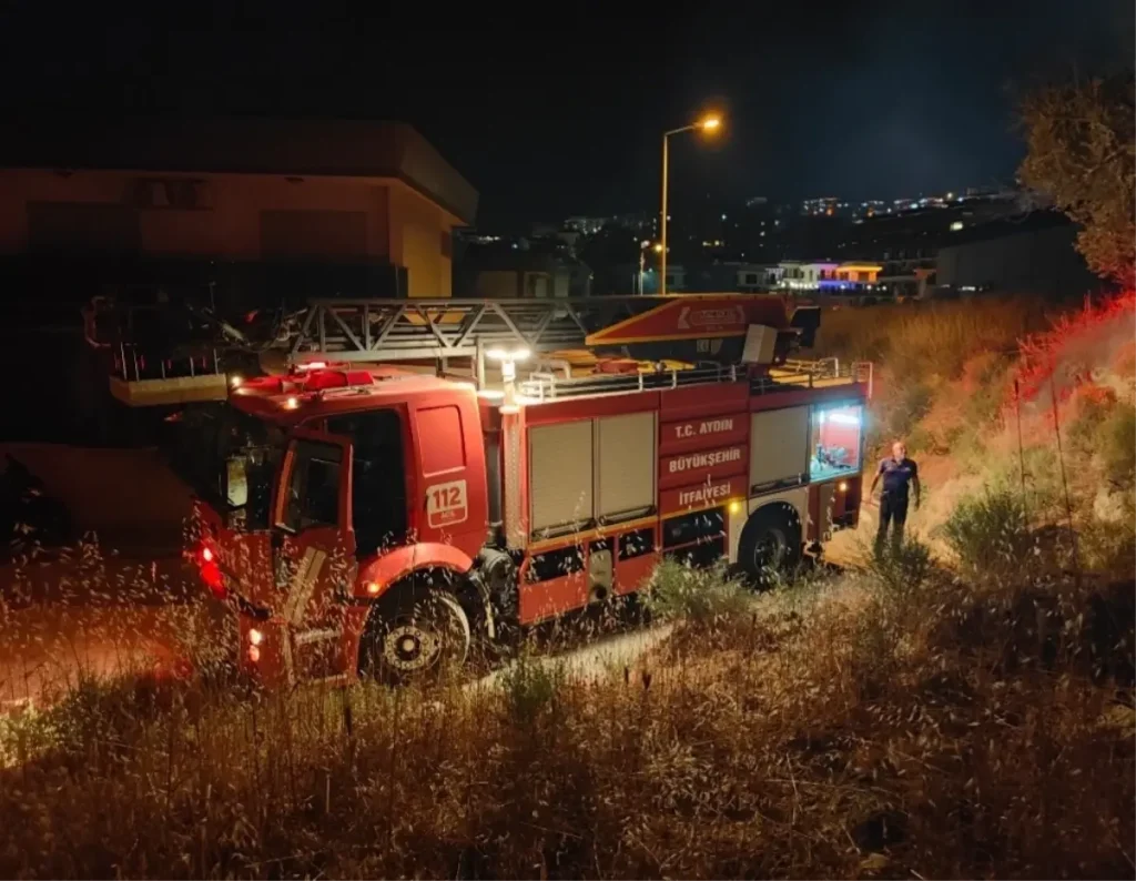 Kızına Hediye Olan Araç Alevler Sardı