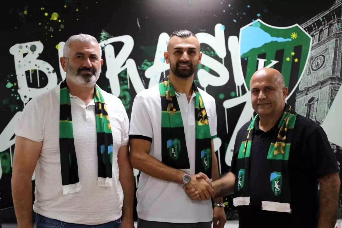 Kocaelispor Serdar Dursun’u Transfer Etti
