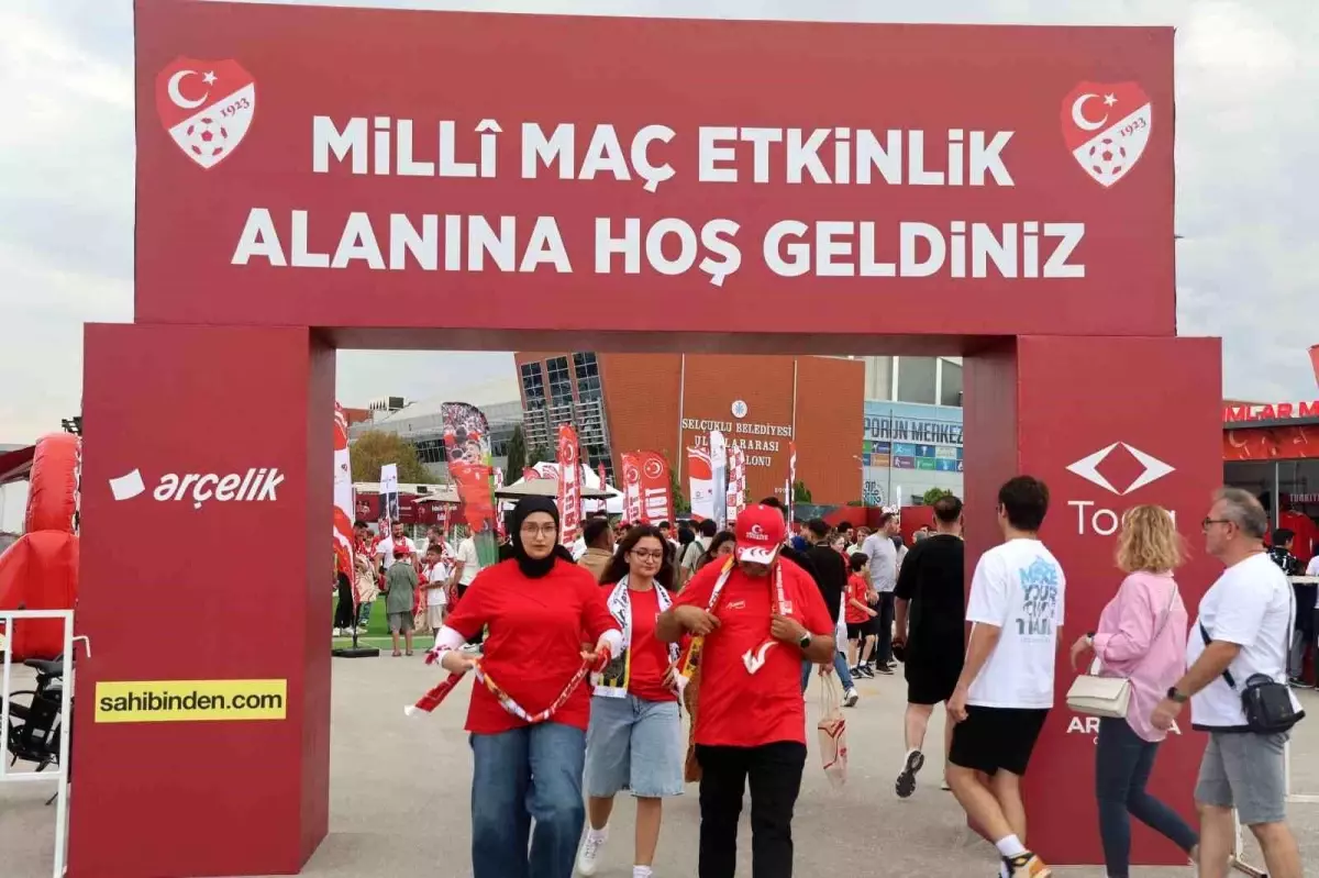 Konya’da Milli Maç Heyecanı Zirveye Çıktı