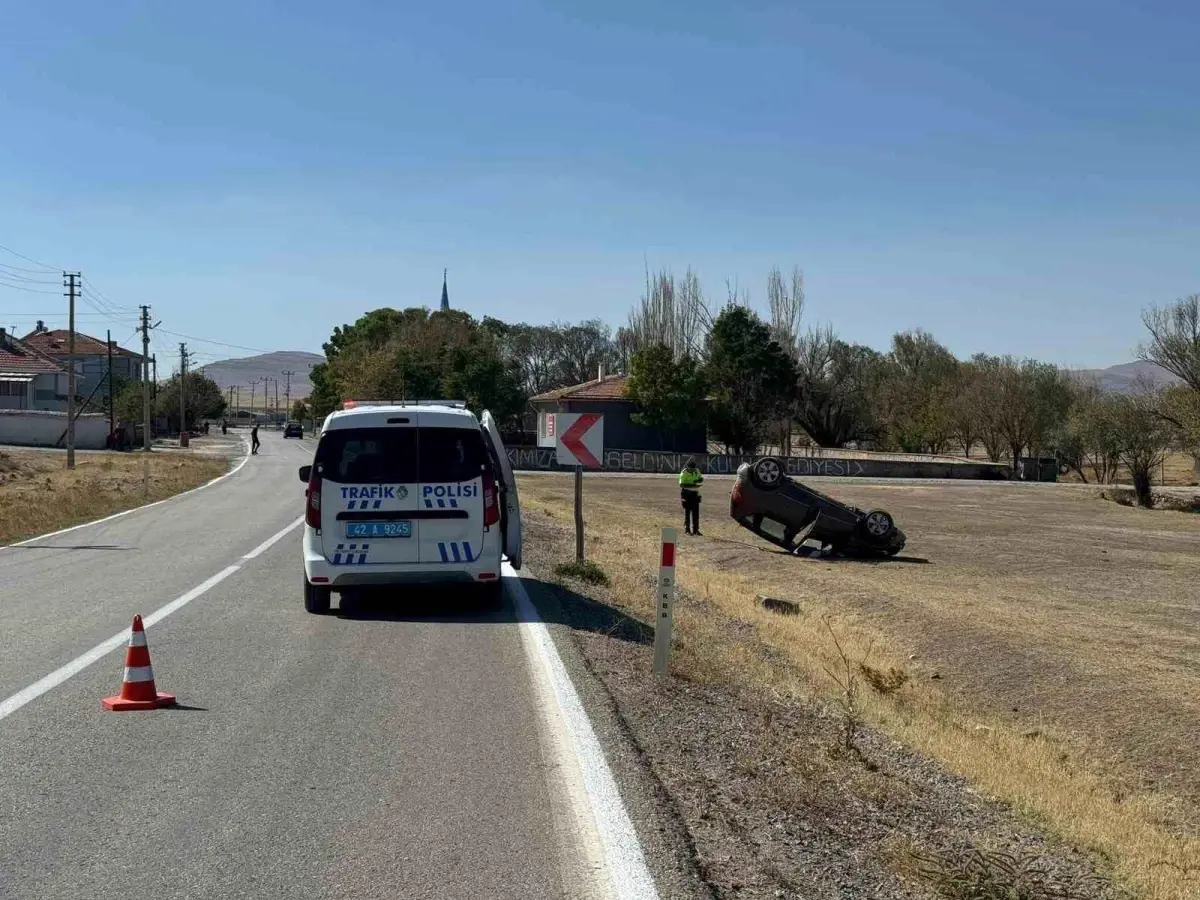 Otomobil Şarampole Devrildi: 4 Kişi Yaralandı