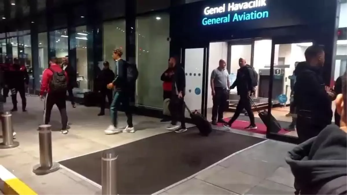 Liverpool, Galatasaray Maçı İçin İstanbul’a Geldi