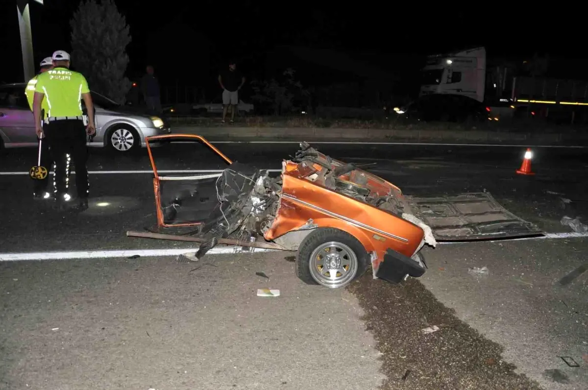 Manisa’da Feci Trafik Kazası: 5 Ölü, 6 Yaralı