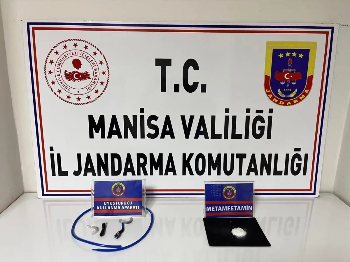Manisa’da Uyuşturucu Operasyonu: 5 Kişi Yakalandı