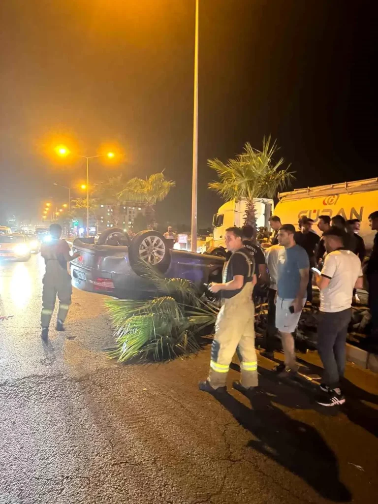 Mardin’de Takla Atan Otomobilde Sürücü Yaralandı