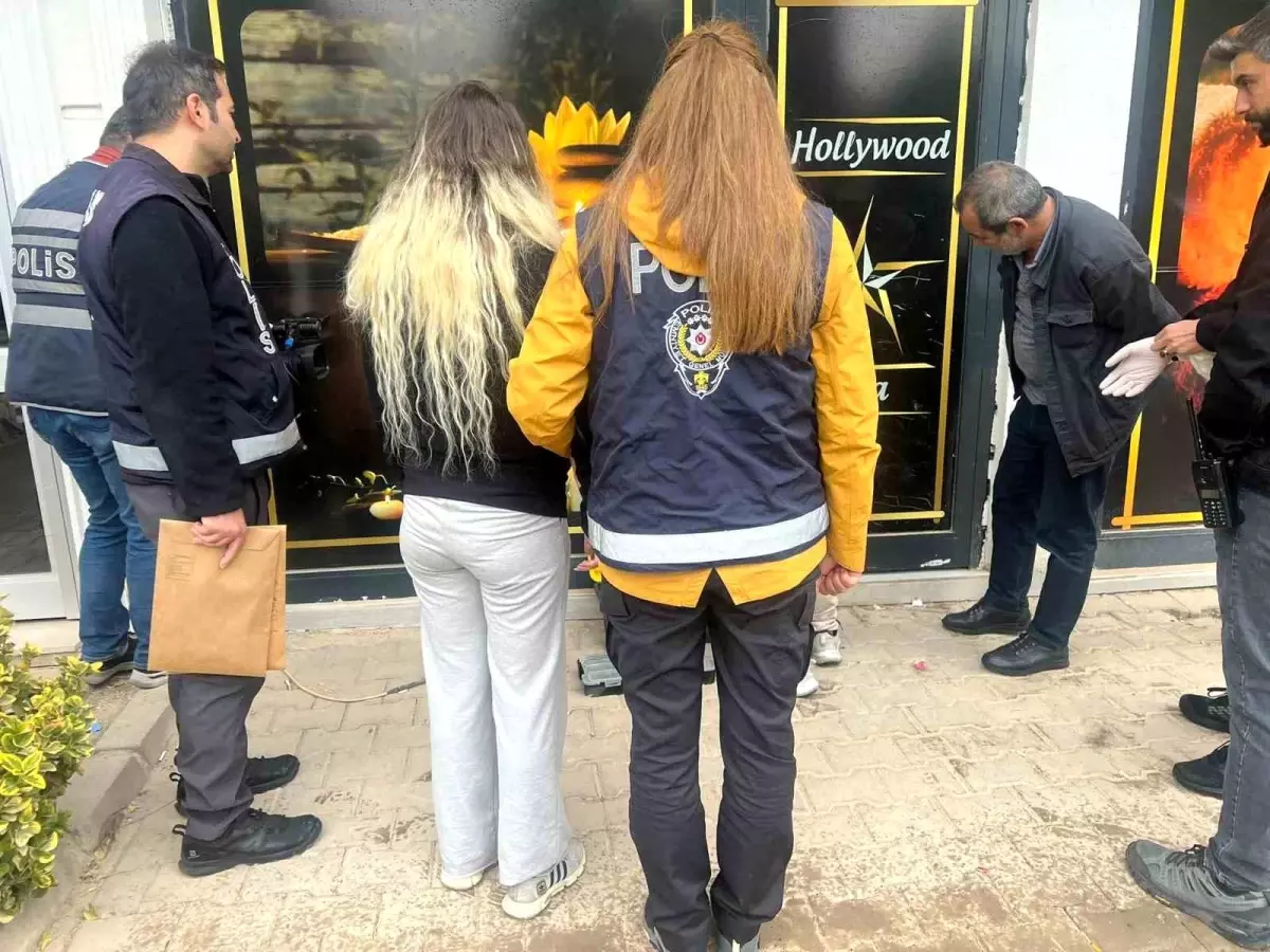 Masaj Salonuna Fuhuş Operasyonu: 3 Gözaltı