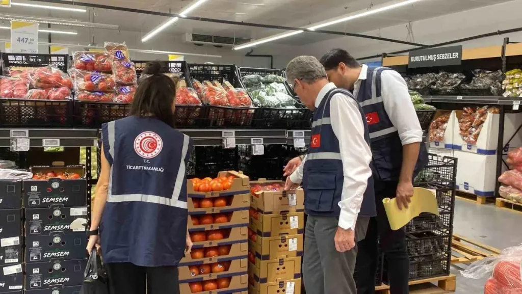 Mersin’de Yoğun Market Denetimleri Devam Ediyor