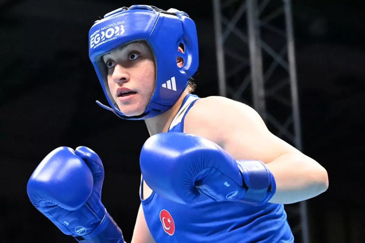 Büşra Işıldar Dünya Boks Şampiyonası’nda Finale Yükseldi