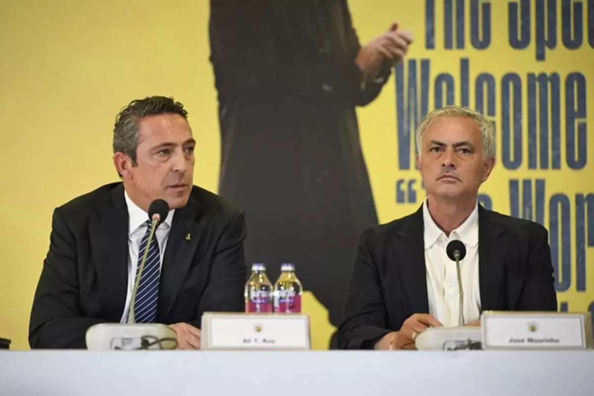 Mourinho’dan Ali Koç’a Dik Duran Eleştiriler!