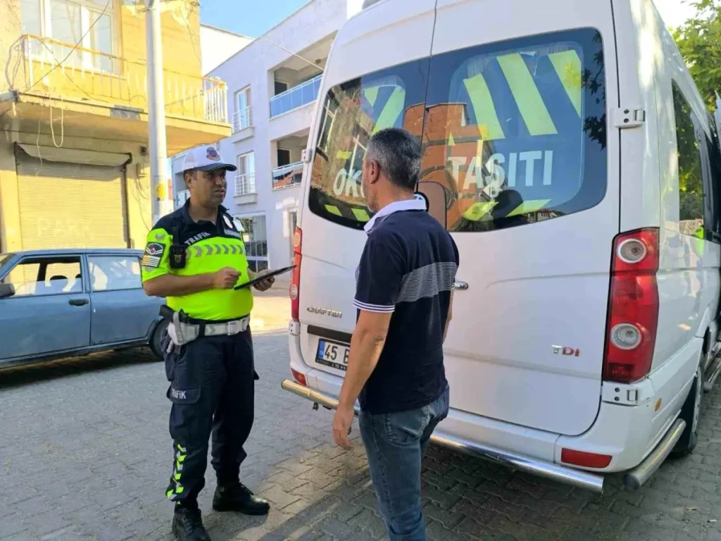 Okul Servislerine Sıkı Denetim