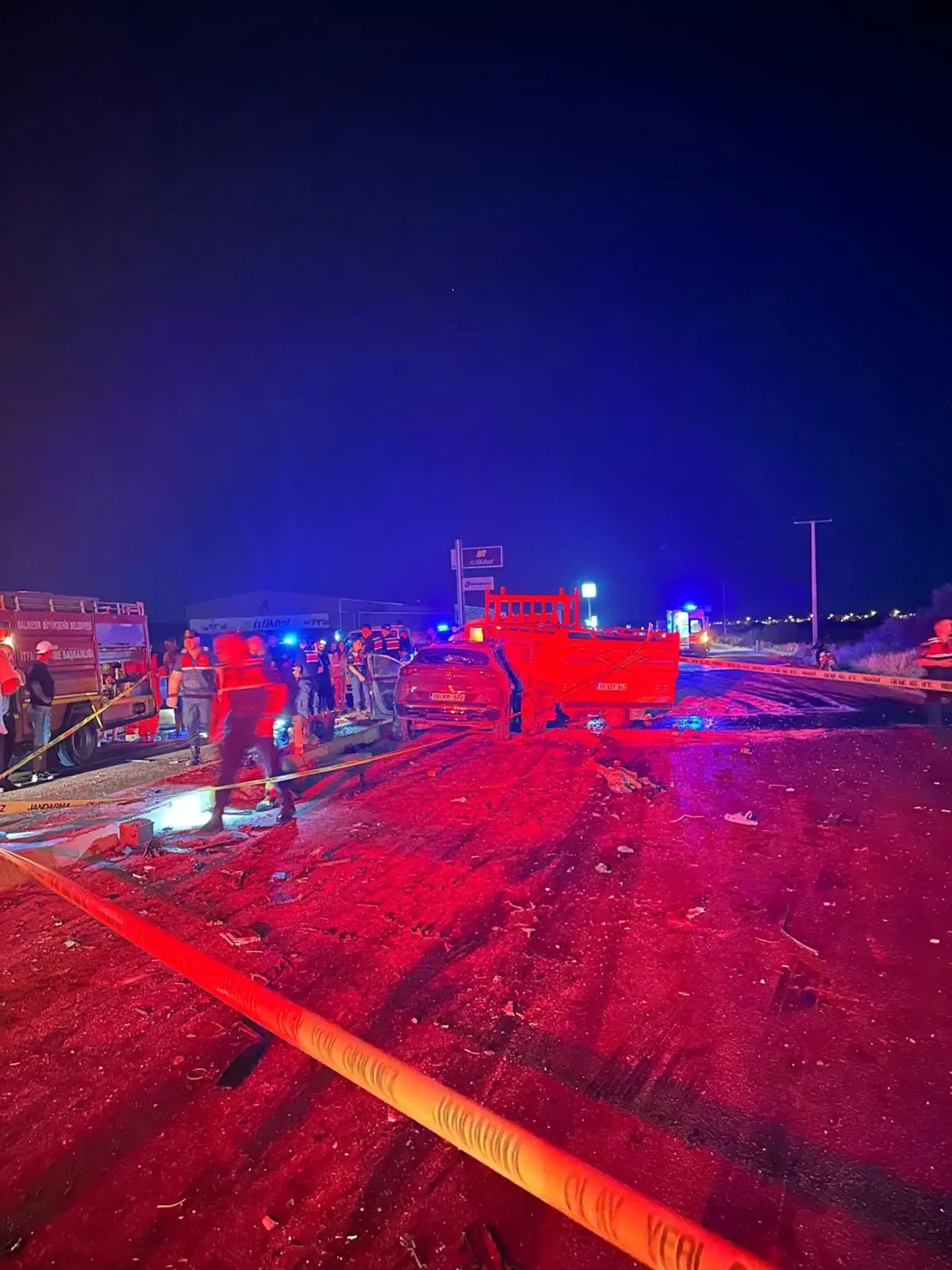 Balıkesir’de Korkunç Kaza: 1 Ölü, 2 Ağır Yaralı