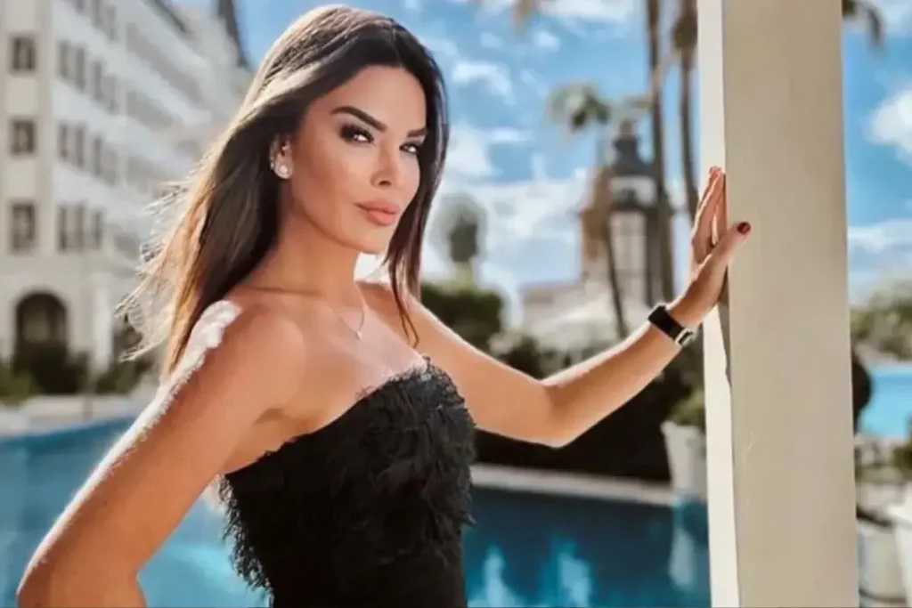 Ünlü Sunucu Özlem Yıldız Ameliyat Oldu