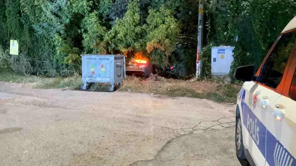 Alkollü Sürücü Fidanlığa Dalıp Kaçtı