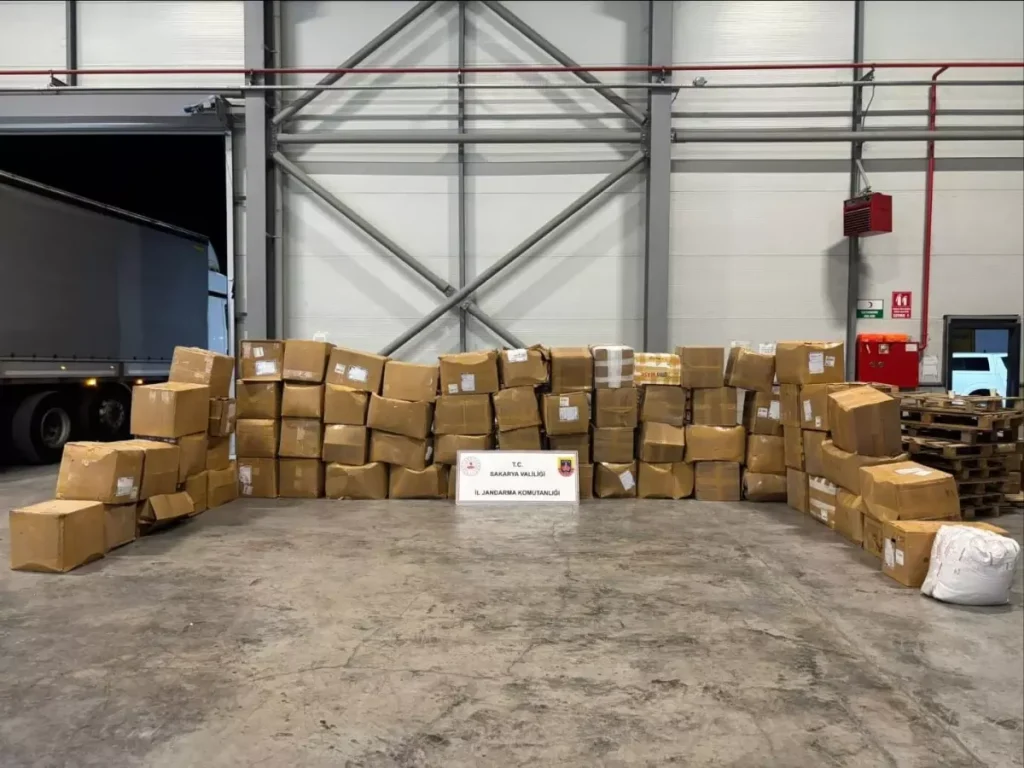 Sakarya’da Devasa Kaçak Tütün Operasyonu