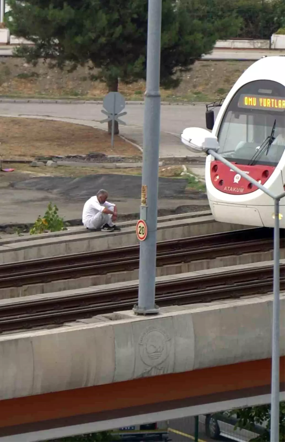 Samsun’da Tramuway Üst Geçidinde Şaşırtıcı Olay