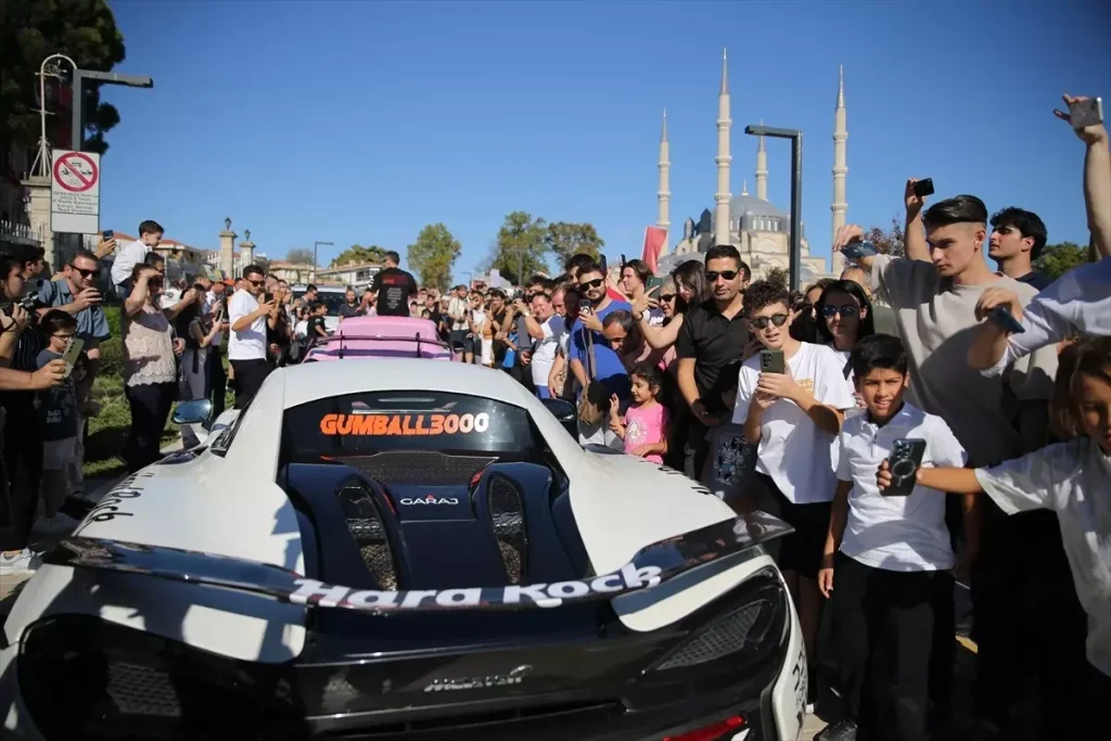 Lüks Otomobiller Edirne’de Sergilendi